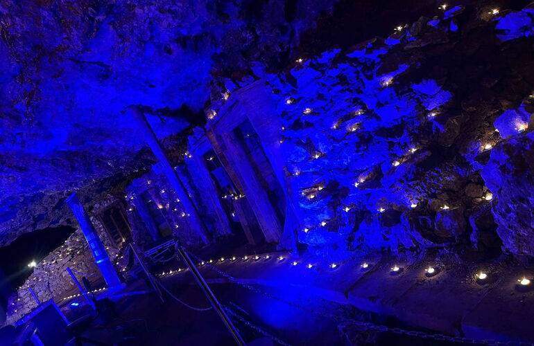 Marienglashöhle Friedrichroda im Kerzenlicht