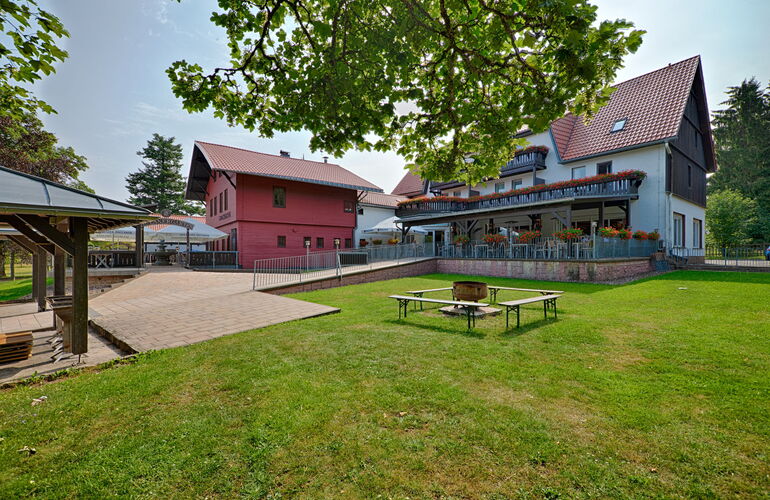 Aussenansicht vom  Hotel und Berggasthof Tanzbuche