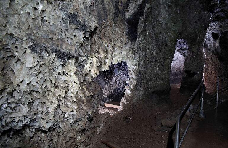 Kristallgrotte der Marienglashöhle in Friedrichroda